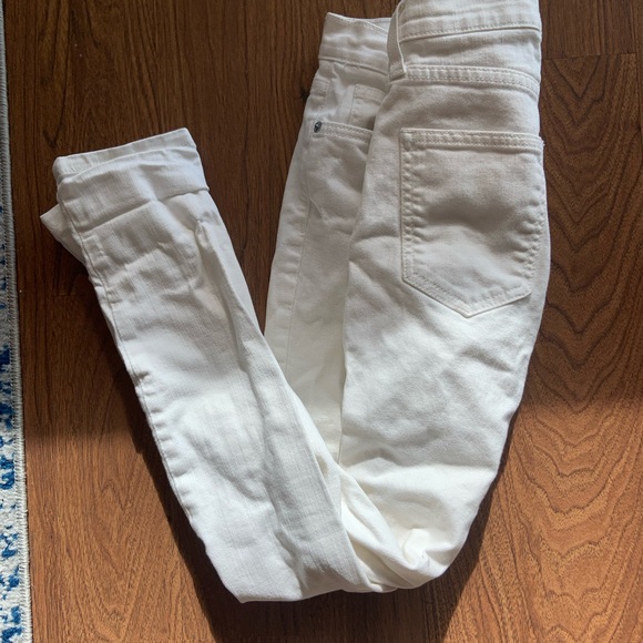 Current Elliott Super High Waisted Stiletto Jeans in White - Picture 4 of 5